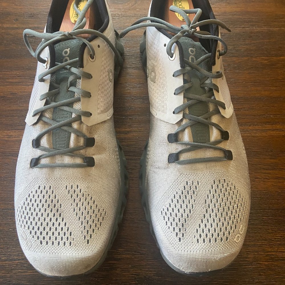 On Running / On Cloud - Cloud X - Glacier/Olive - 11M